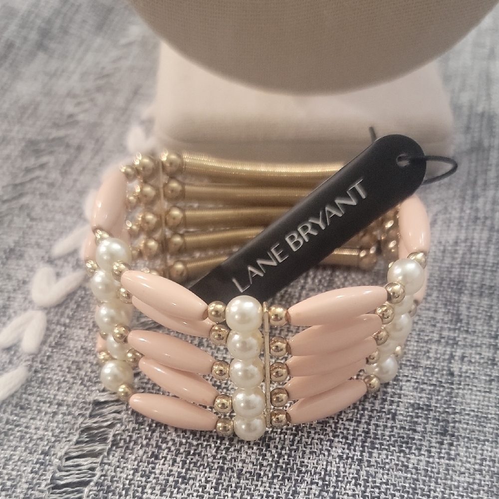 Lane Bryant Pink and Gold Tone Beaded Bracelet Romantic Style